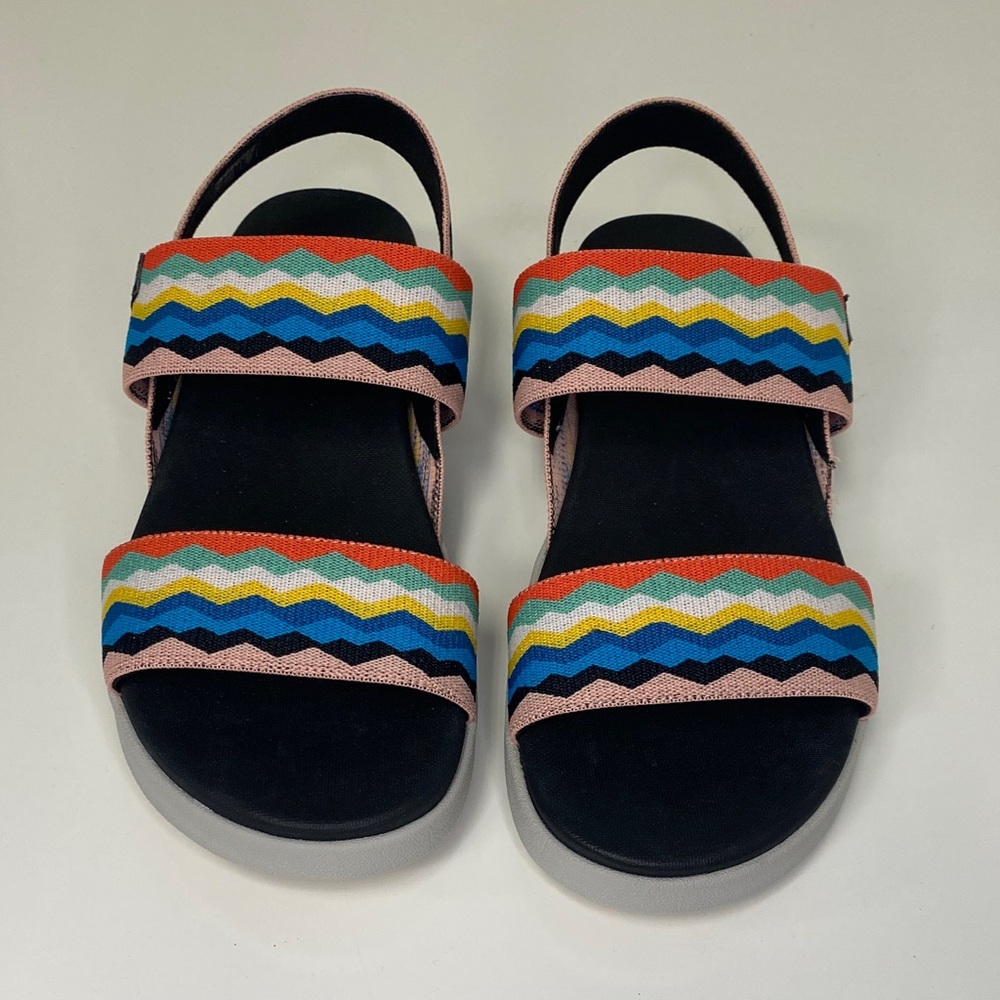 Keen Women's Multicolor Zigzag Strap Sandals - Black Footbed